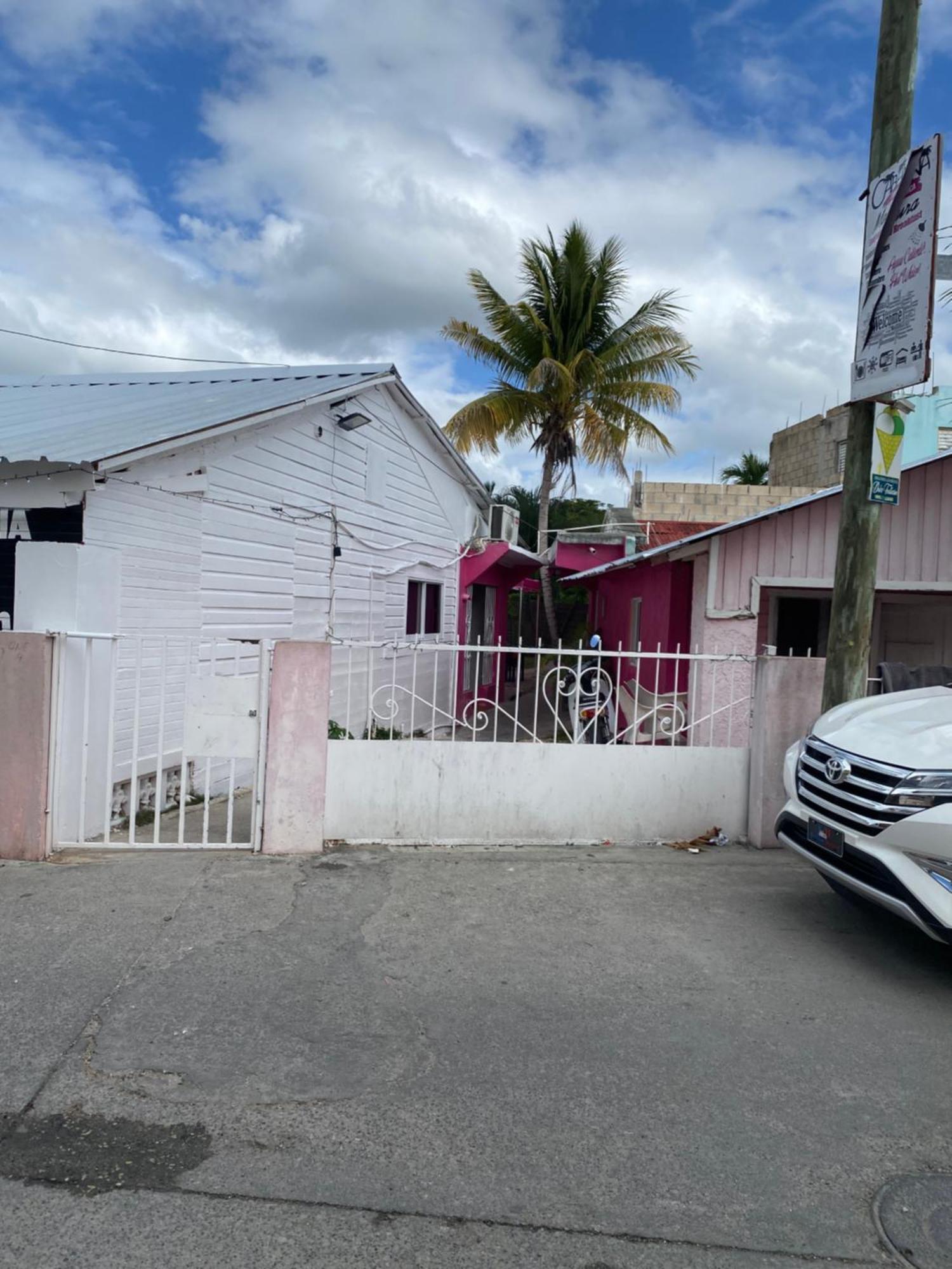 Hotel Tipico Maura Bayahibe Esterno foto